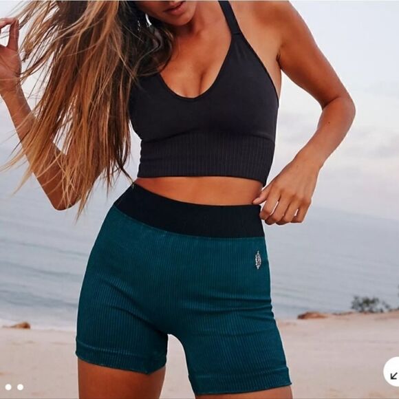 FP Movement Pranja Shorts, Alaskan Night High-Rise | XL - Picture 3 of 9